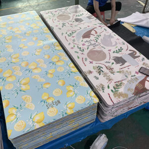 Yoga Mat 3mm Thick Non Slip Exercise Mat Neoprene Nylon Mat for Men & Women for Pilates